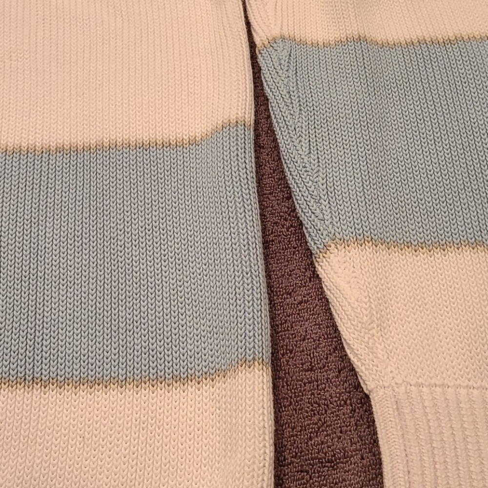 DKNY crewneck sweater - Picture 11 of 16